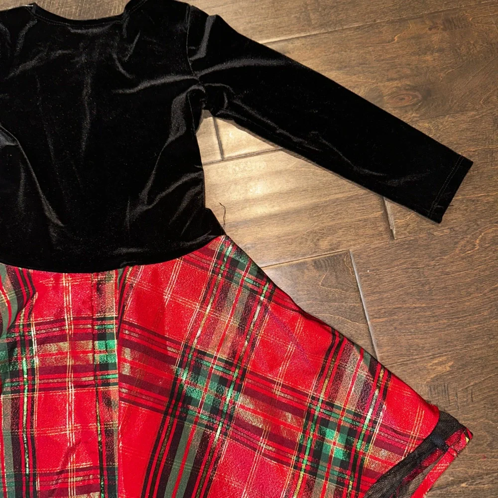 Bonnie Jean Velvet and Crinoline Plaid Long Sleeve Dress Girls Size 6